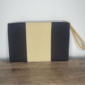 Brand new Rothy's detachable wrist strap wristlet purse wallet - NWT